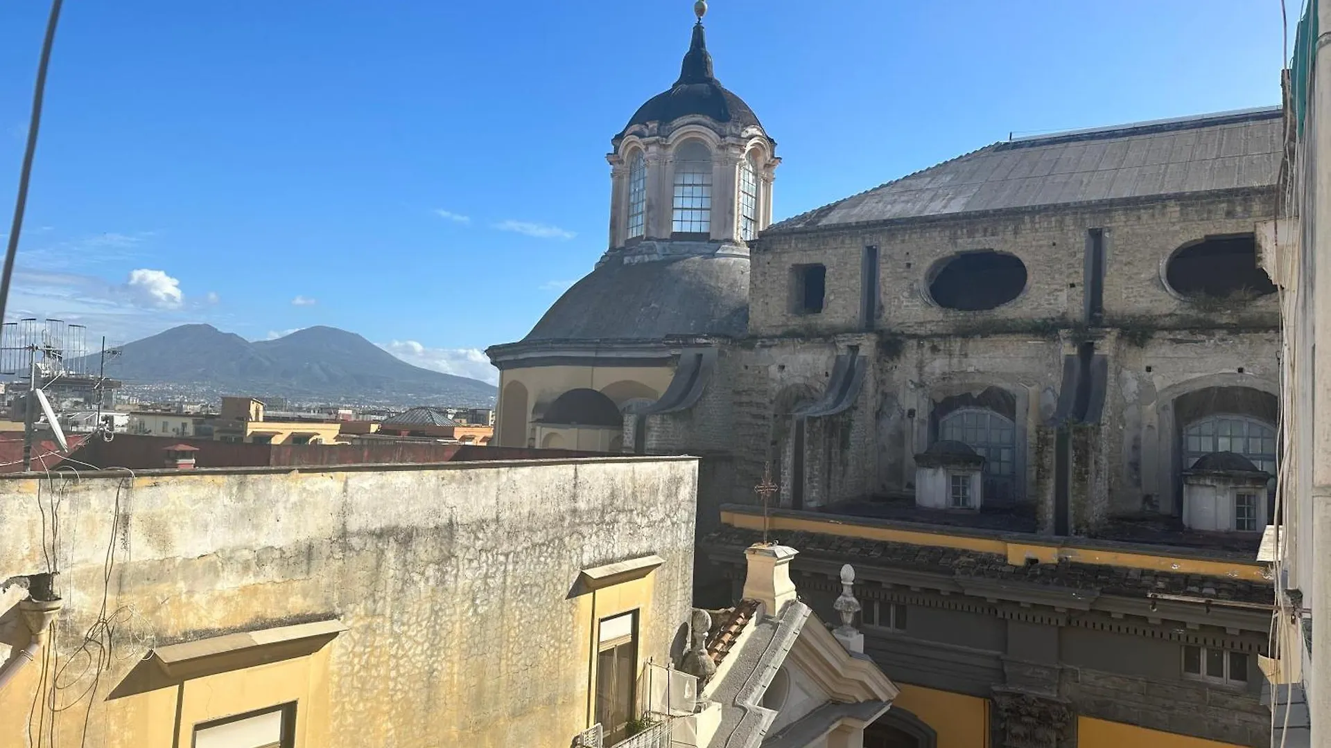 Appartement La Casina Di Gio In The City Center Wi-Fi,Panorama à Naples
